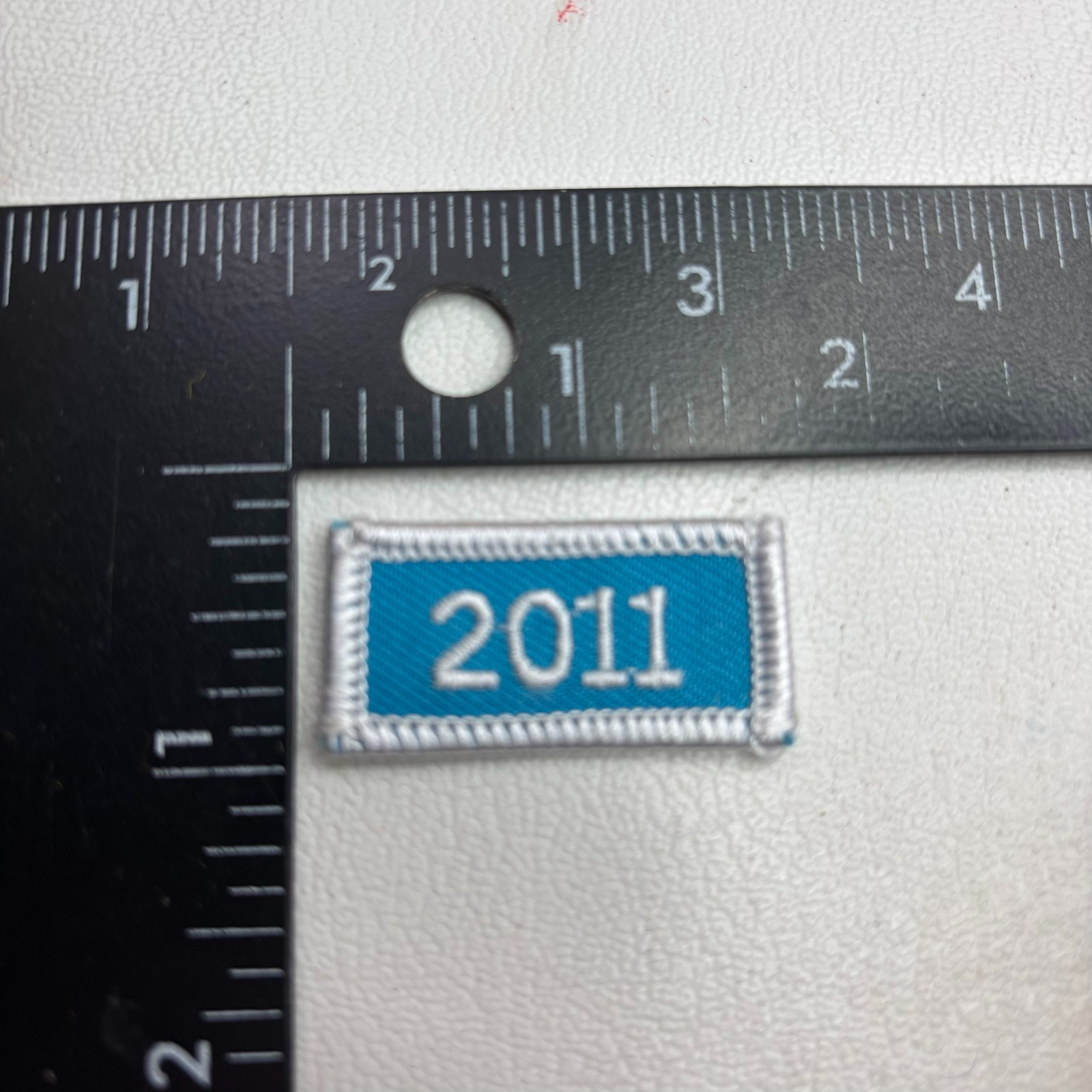 SMALL White / Light Blue Size Date YEAR 2011 Tab Patch b121