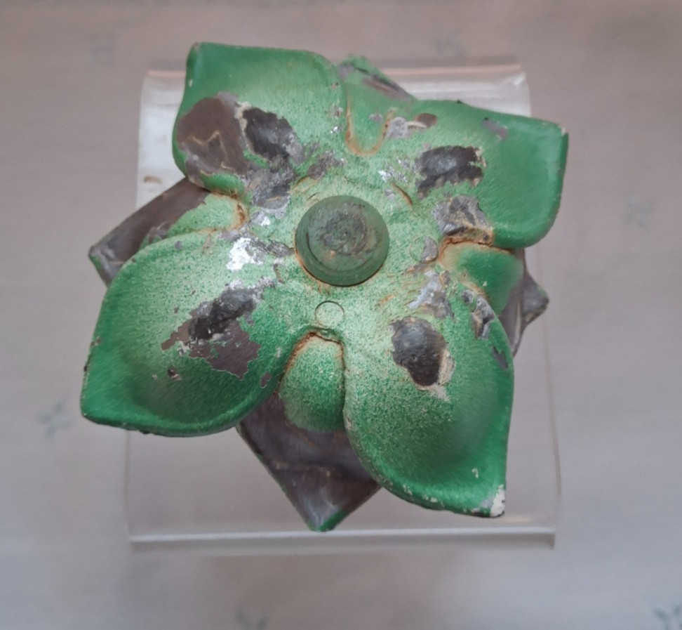Vintage Heavy Metal Water Lily Lotus Figure Pin Flower Frog