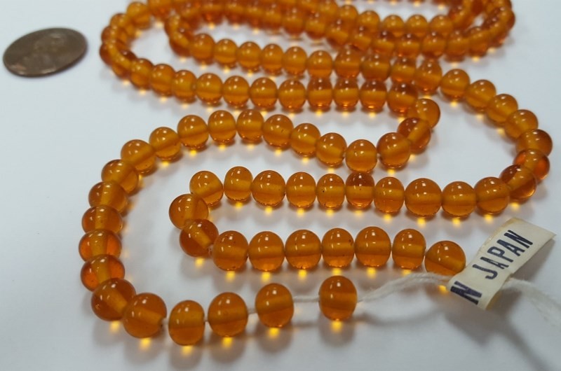 200 VINTAGE JAPANESE 1950’s CHERRY BRAND GLASS TOPAZ 6mm. ROUND BEADS 4700