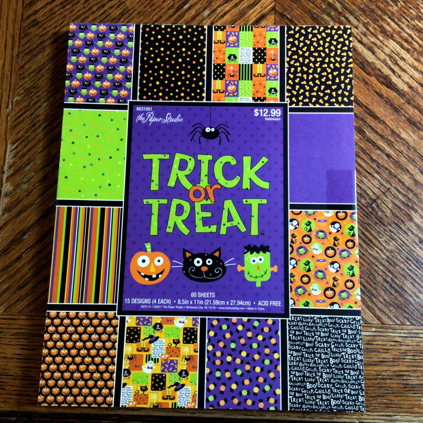 HALLOWEEN SCRAPBOOKING / CRAFTS 8.5 X 11 – 65 SHEETS~ BY paper studio & unknown