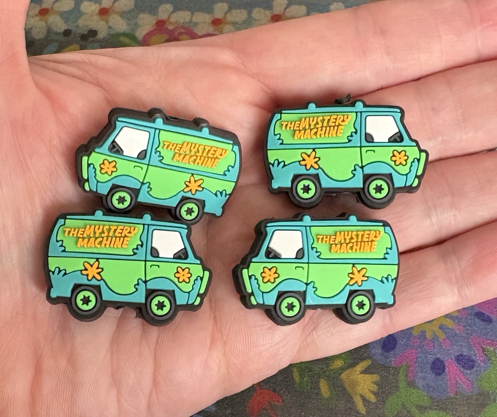 4 Piece MYSTERY MACHINE Scooby Theme Silicone Focal Beads DIY Jewelry Pens+ NEW