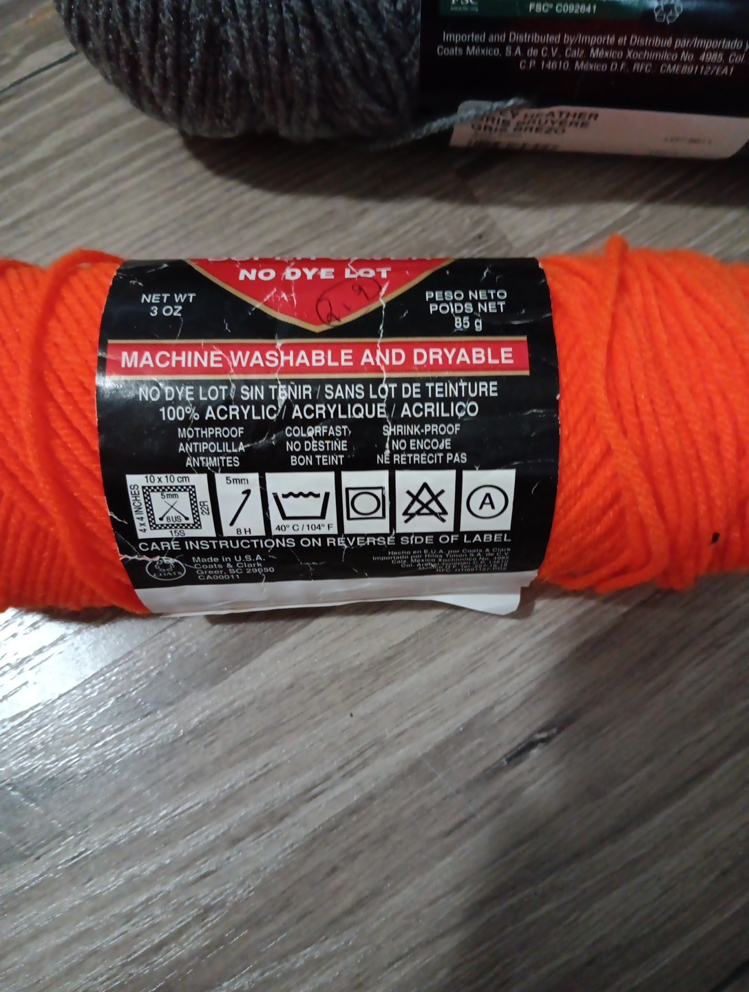 Red Heart Super Saver GREY HEATHER 5 Oz/244yd (New)+ VIBRANT ORANGE 2.9oz (Used)