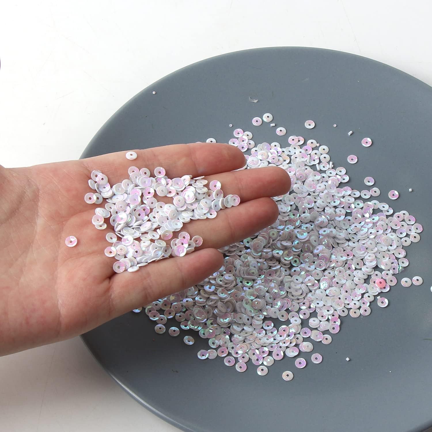 30 Colors Loose Craft Sequins Bulk 300g 4mm Sewing DIY Embellishments Emroidery