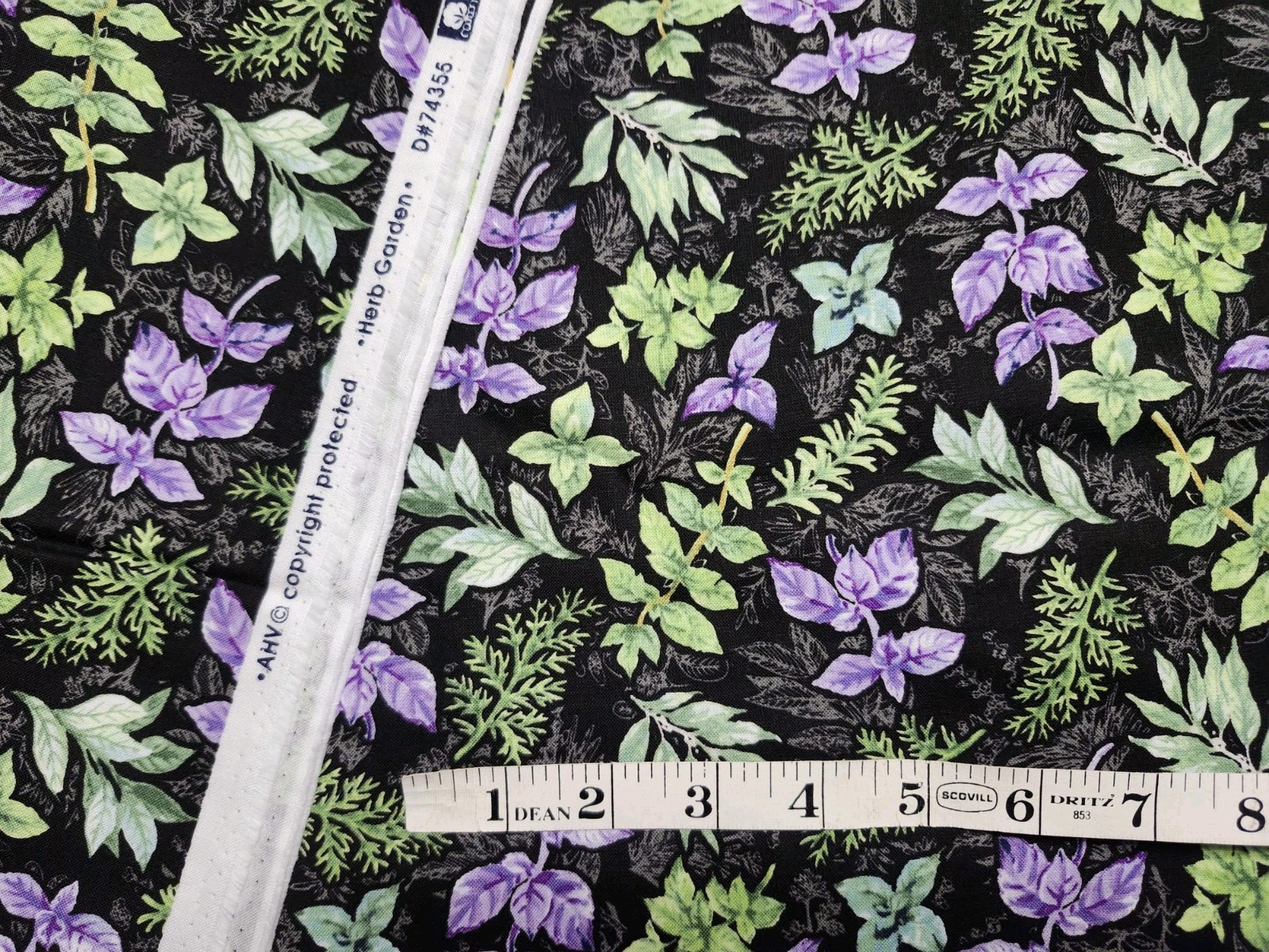 Lot (5) Less Than 1 Yard Cuts EASTER Patterns 27″-33″ Cotton Fabric