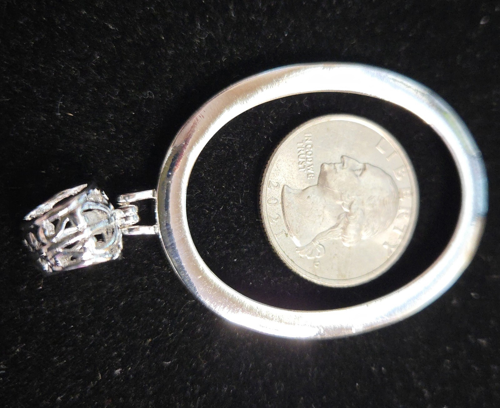 Sterling Silver Plated Brass Pendant Setting/Cabachon Holder W/Bail. (4 Count)