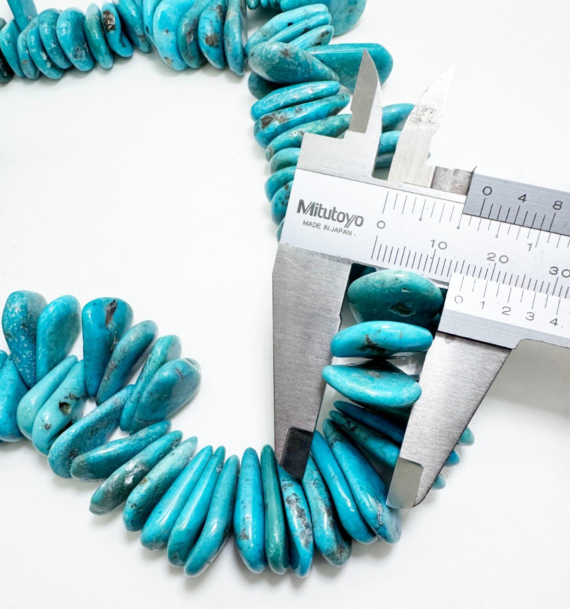 Natural Blue Arizona Kingman Turquoise Flat Teardrop Gemstone Beads PGS370TQ05