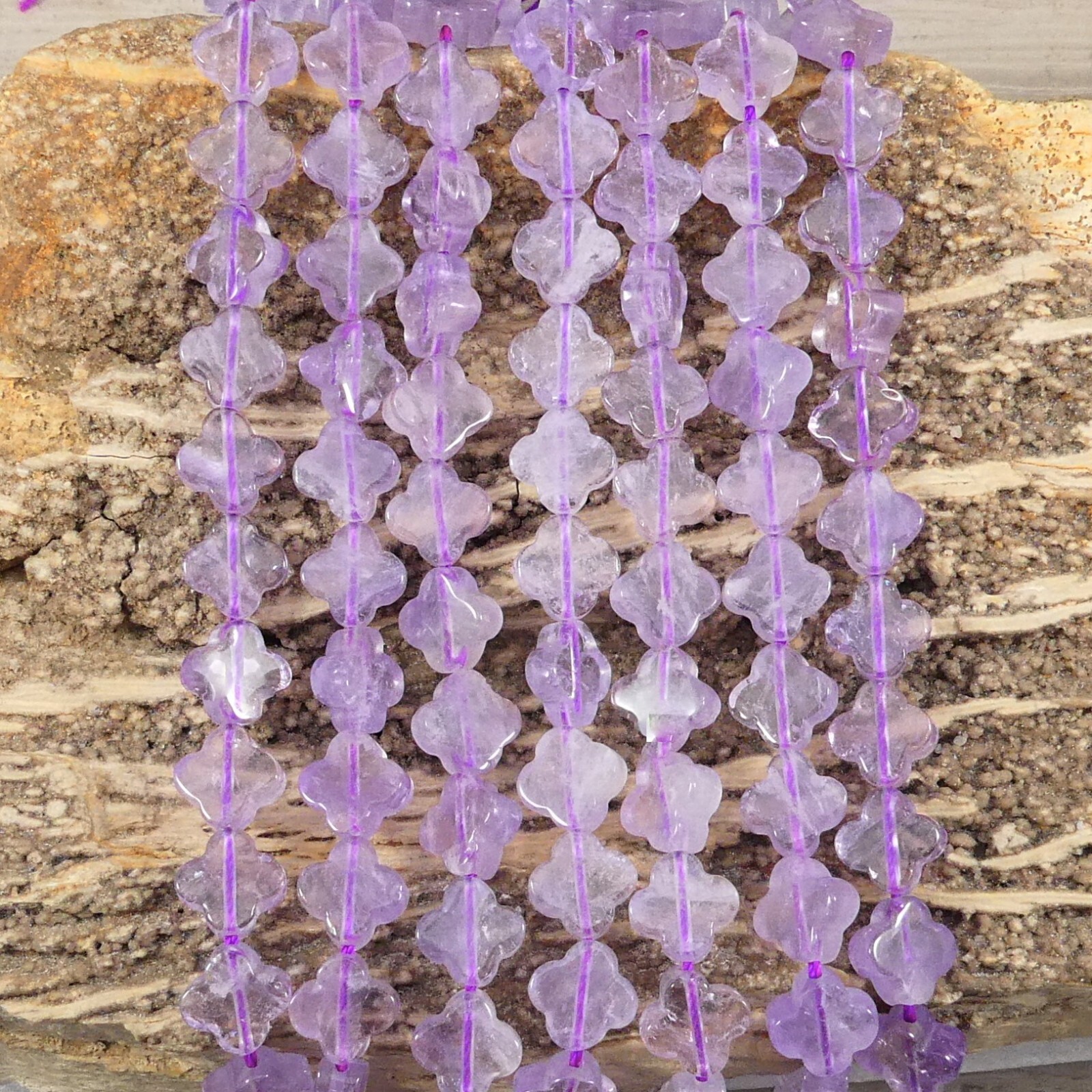 Lavender Amethyst 10x10mm 4 Leaf Clover