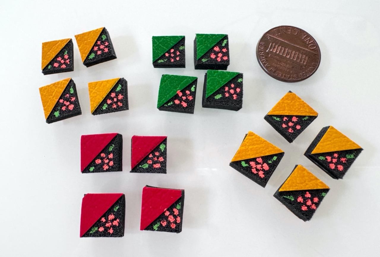 Vintage 10 x 10mm Floral Leatherette Squares Cabs Findings 16