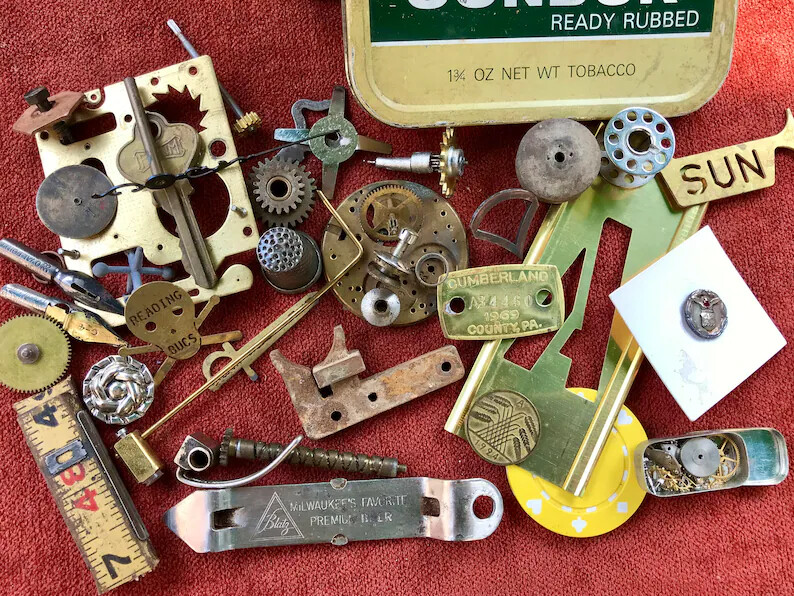 2 Pound lot of “STEAMPUNK Parts for ARTISTS” – varied small items-#DF2E27