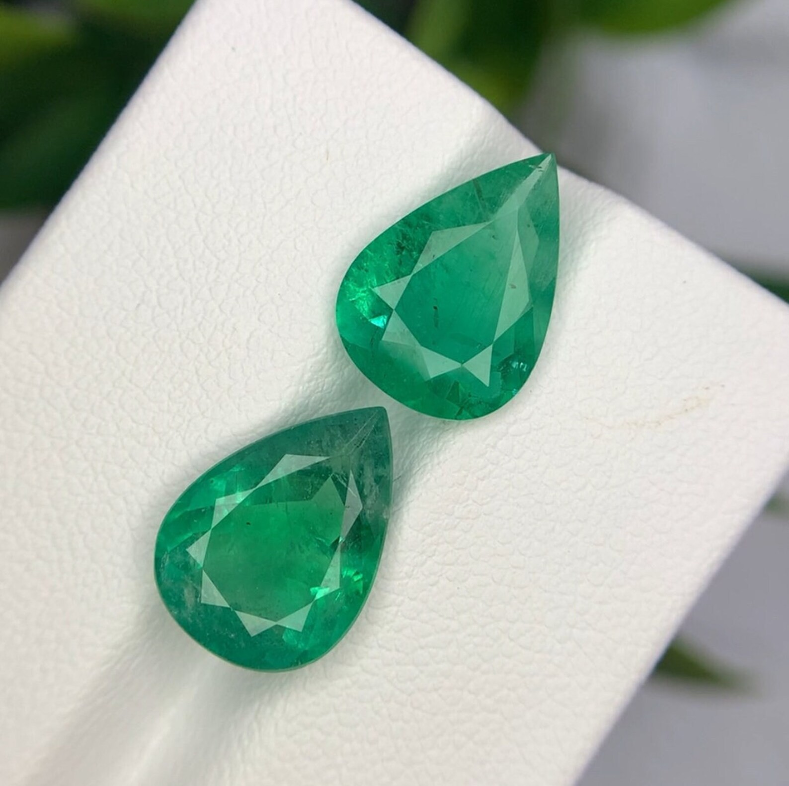 Natural Zambia Emerald 7×5 MM 2 PC Pair’s Pear Cut Loose Gemstone Jewelry