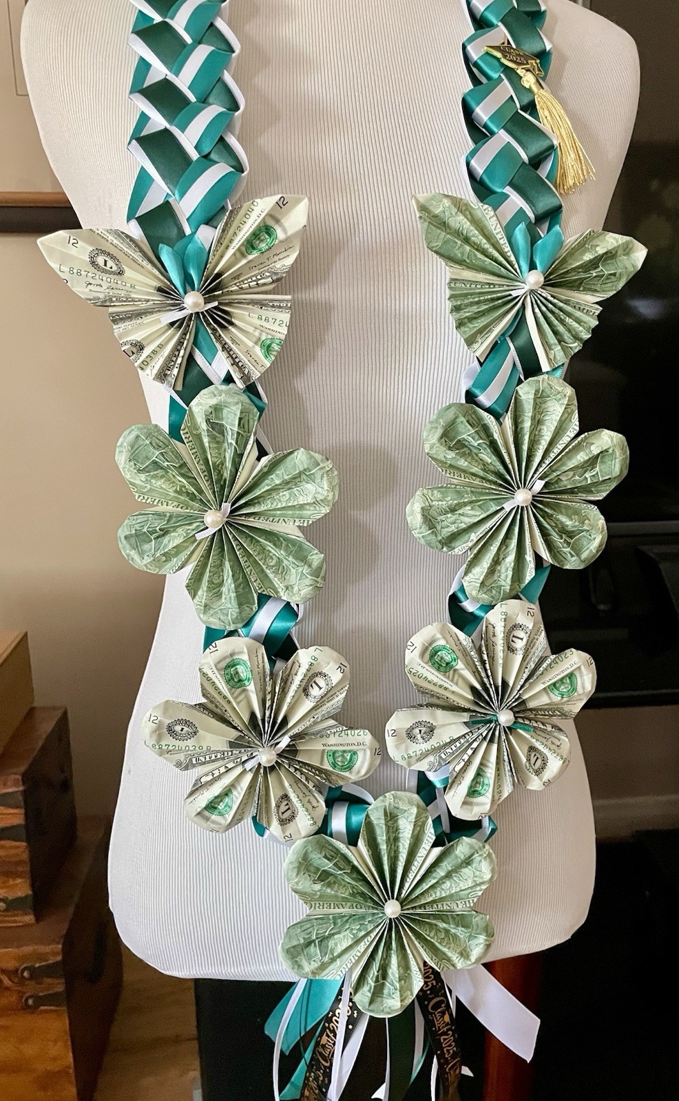 Class Of 2026 PIN AVAILABLE Hawaii Money Lei-Graduation. $19 cash Back value!