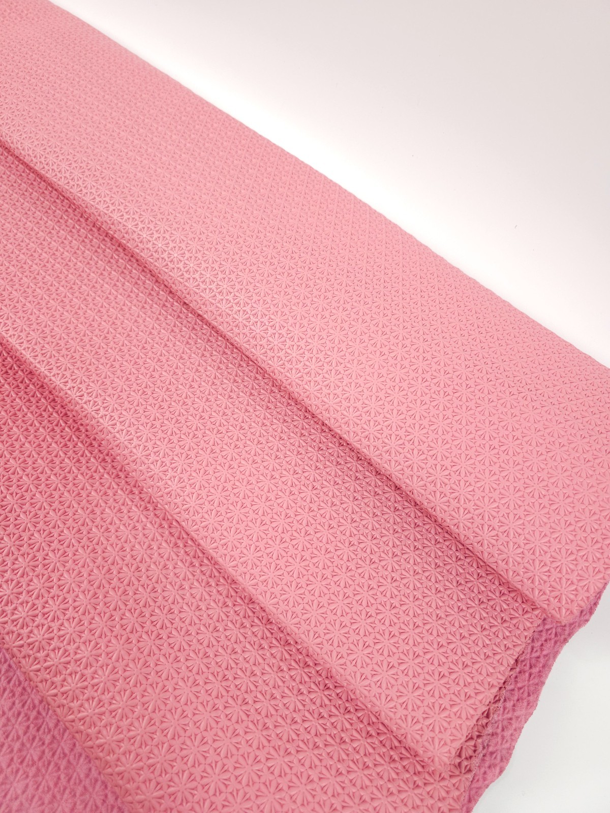 Pink Icing Star Anise Embossed Texture Leather
