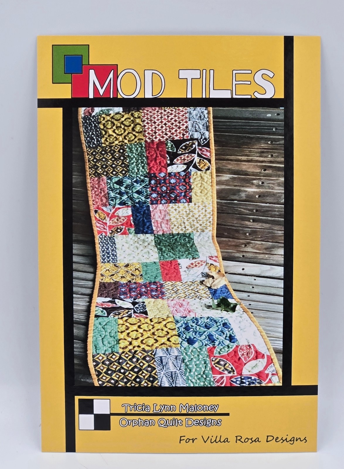 MOD TILES Table Runner Pattern by Tricia Lynn Maloney for Villa Rosa Designs