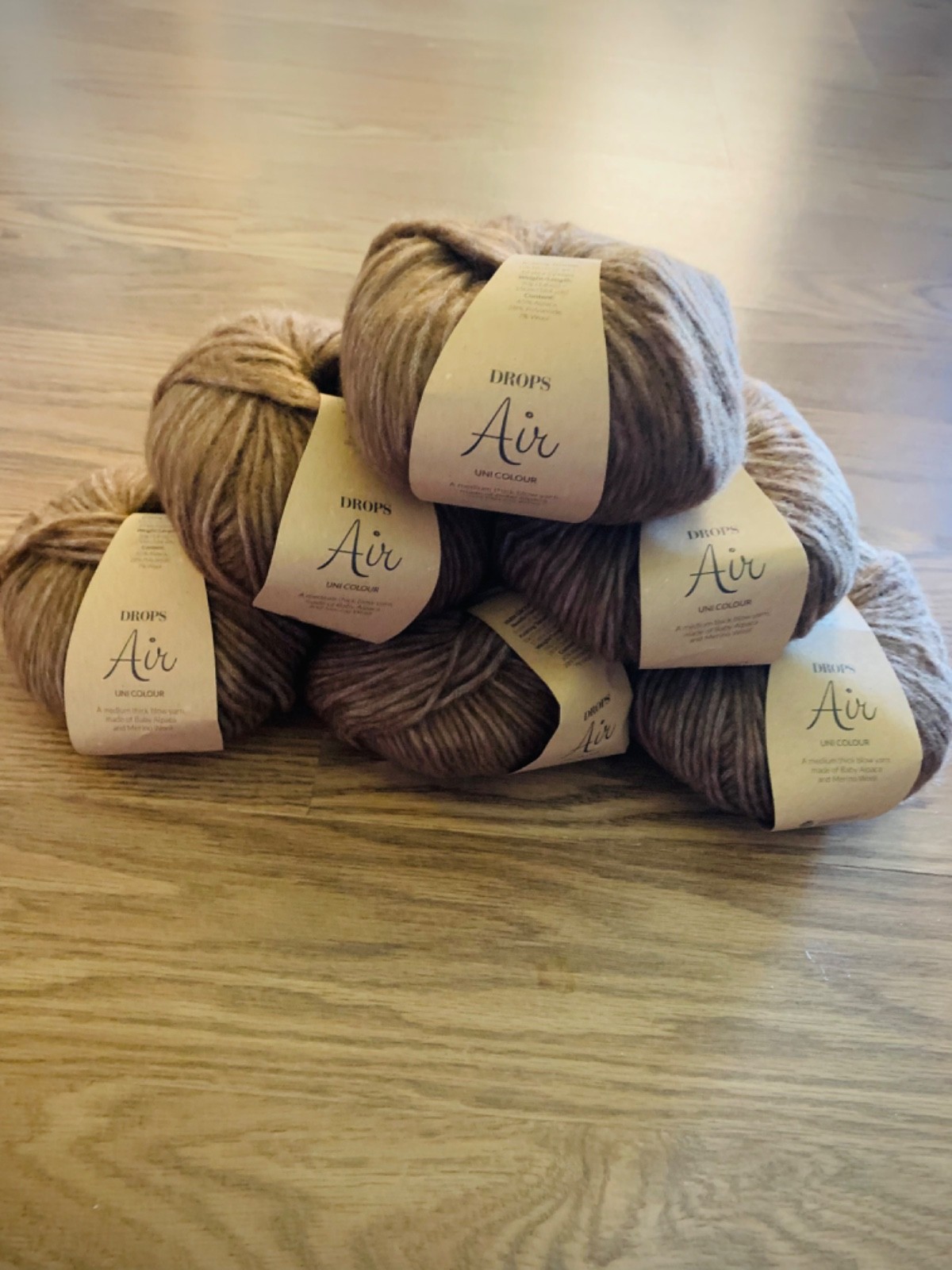 DROPS Air Blow Yarn – Alpaca Blend Brown | Medium/Worsted | Lot of 6 Balls