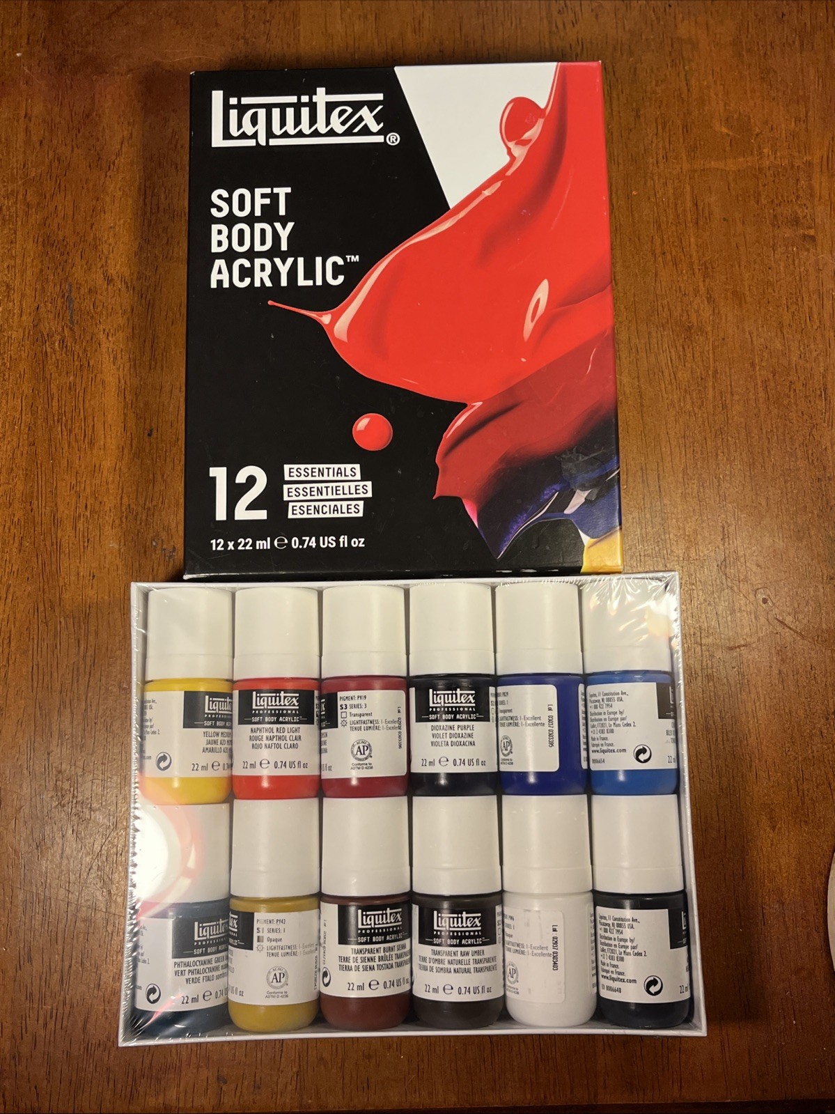 Liquitex Professional Soft Body Acrylic Paint Set Essentials 12 x 22 ml NEW