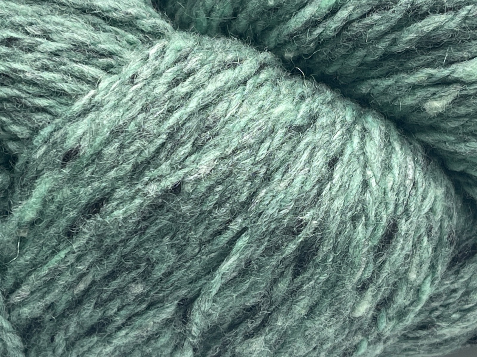 Queensland Kathmandu Aran 100 Merino Silk Cashmere Tweed Yarn #46 Viridian 208yd