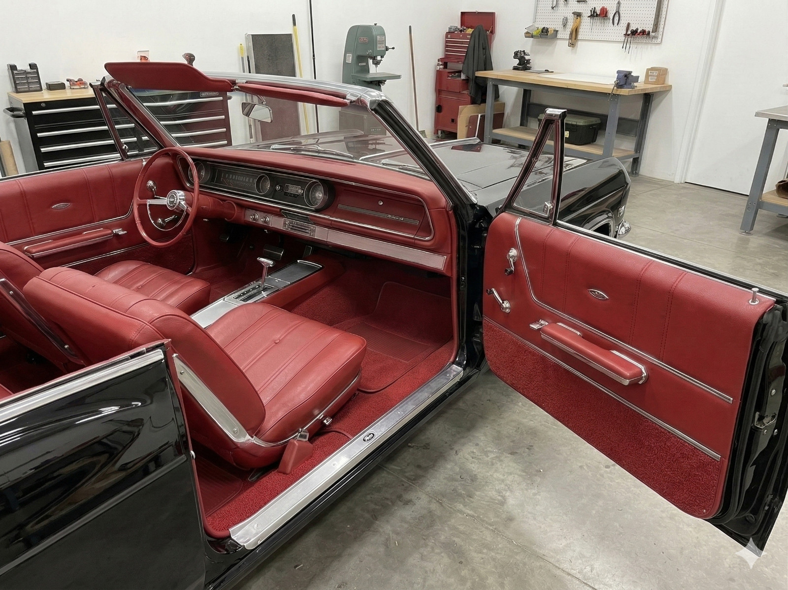 Premium Automotive Grade Leather Hide – Top Grain Cowhide Upholstery & Interior