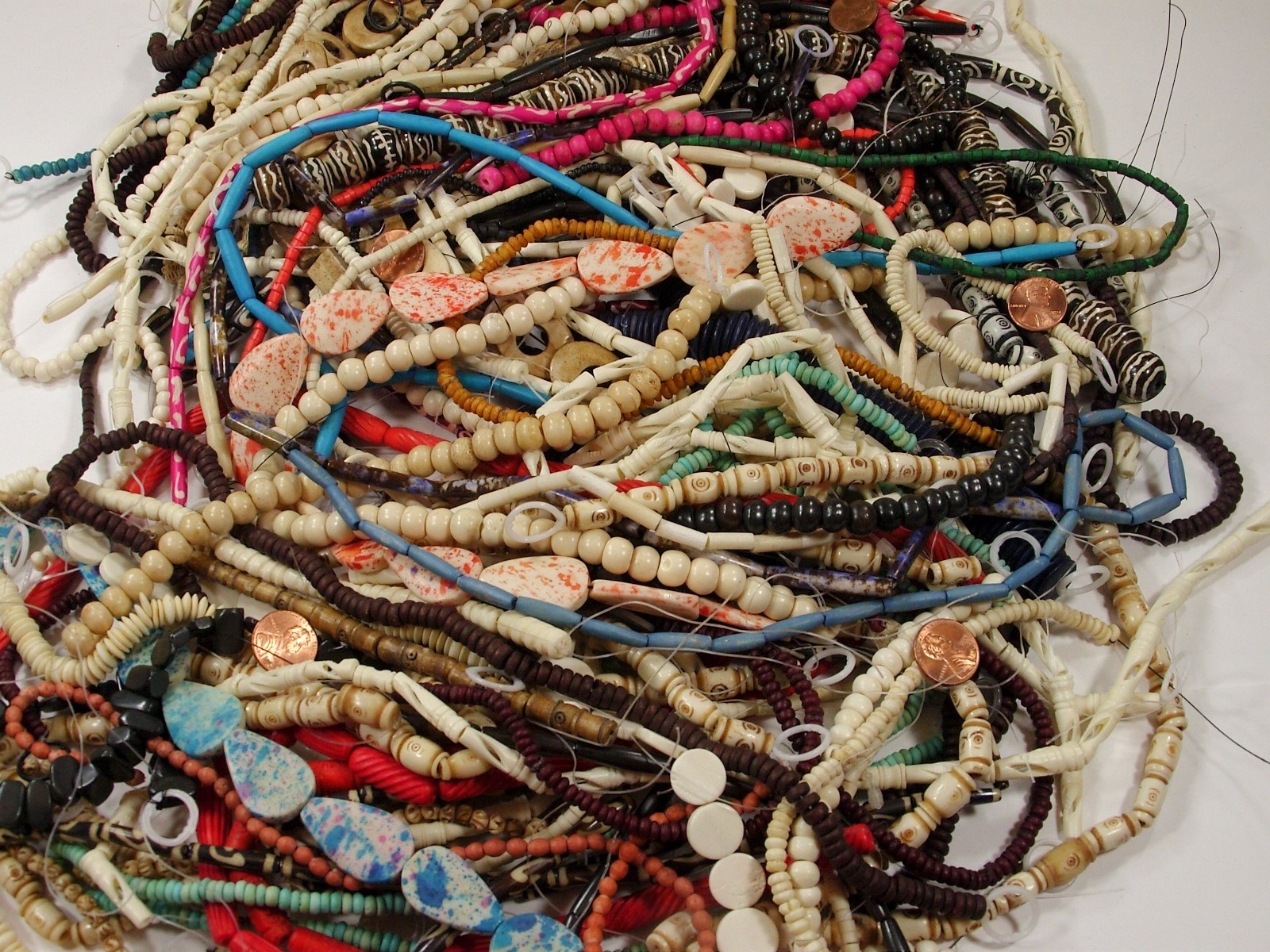 5 LBS Assorted Shapes and Sizes India Handmade Water Buffalo Bone Beads (EK-8) ⭐