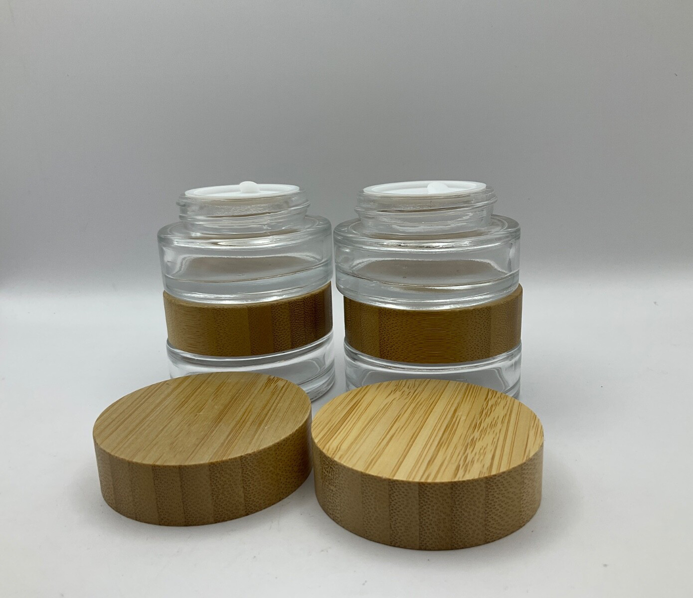 4pcs Empty 1 OZ/30ML Round Clear Glass Jars with Bamboo lids