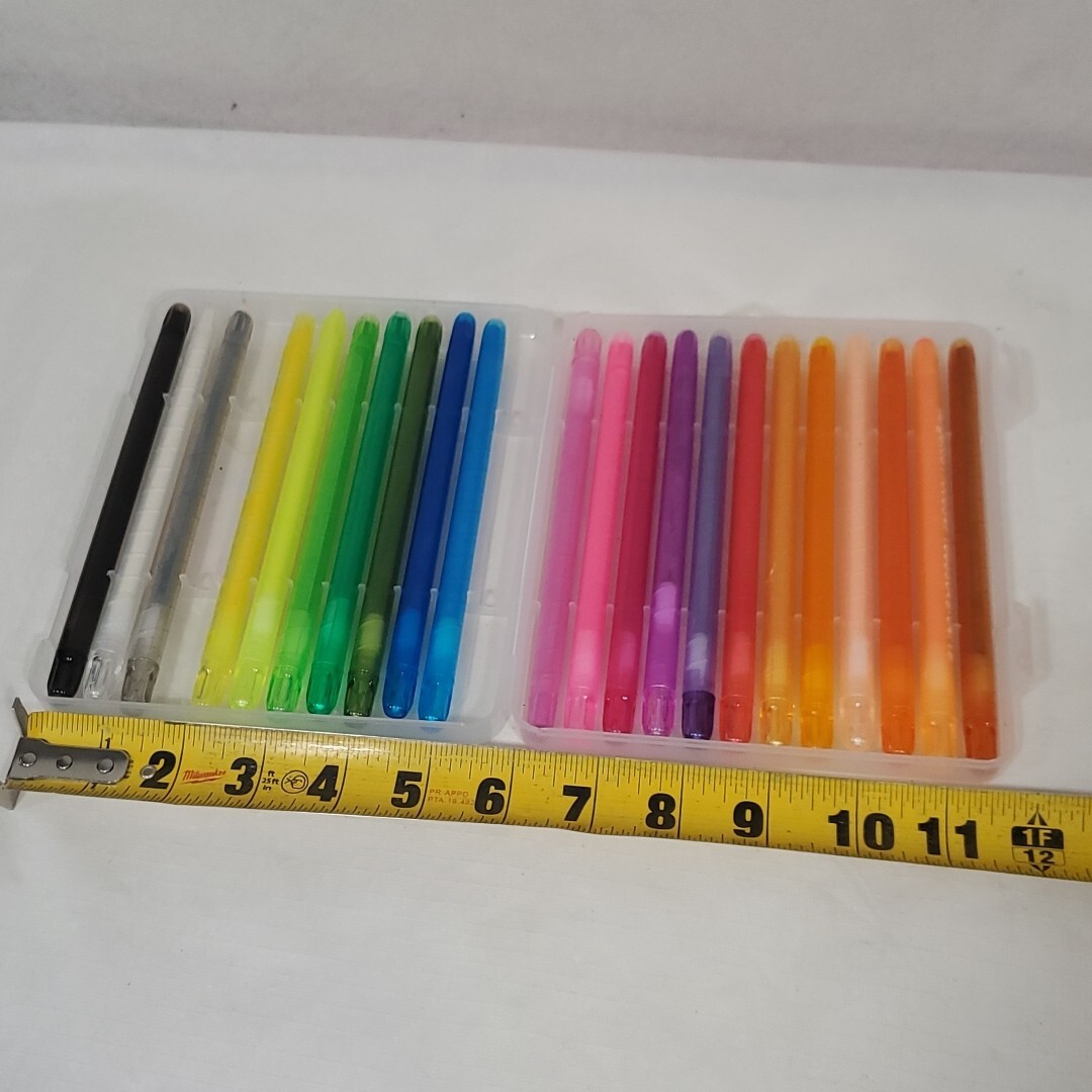 More than Magic Sweet Scented Twistable Crayons 22 Pack (Missing 2) Non Toxic