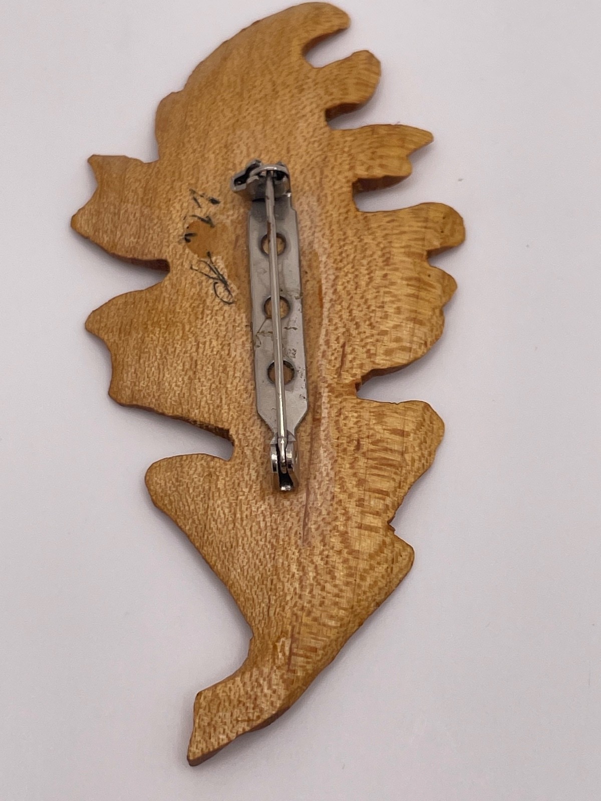 Wooden Hand Carved Oak Leaf Brooch Pin
