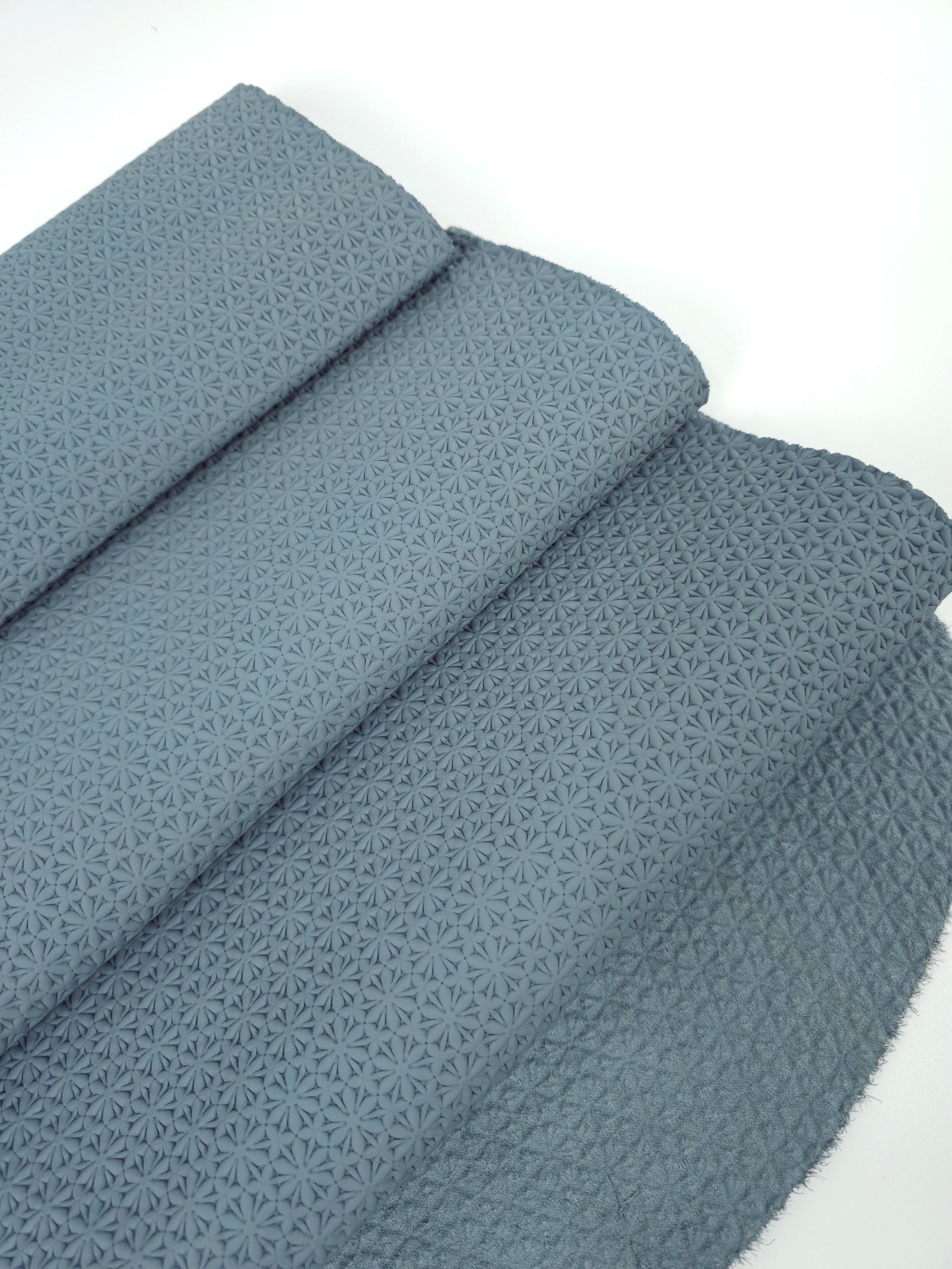 Stormy Sea Star Anise Embossed Texture Leather