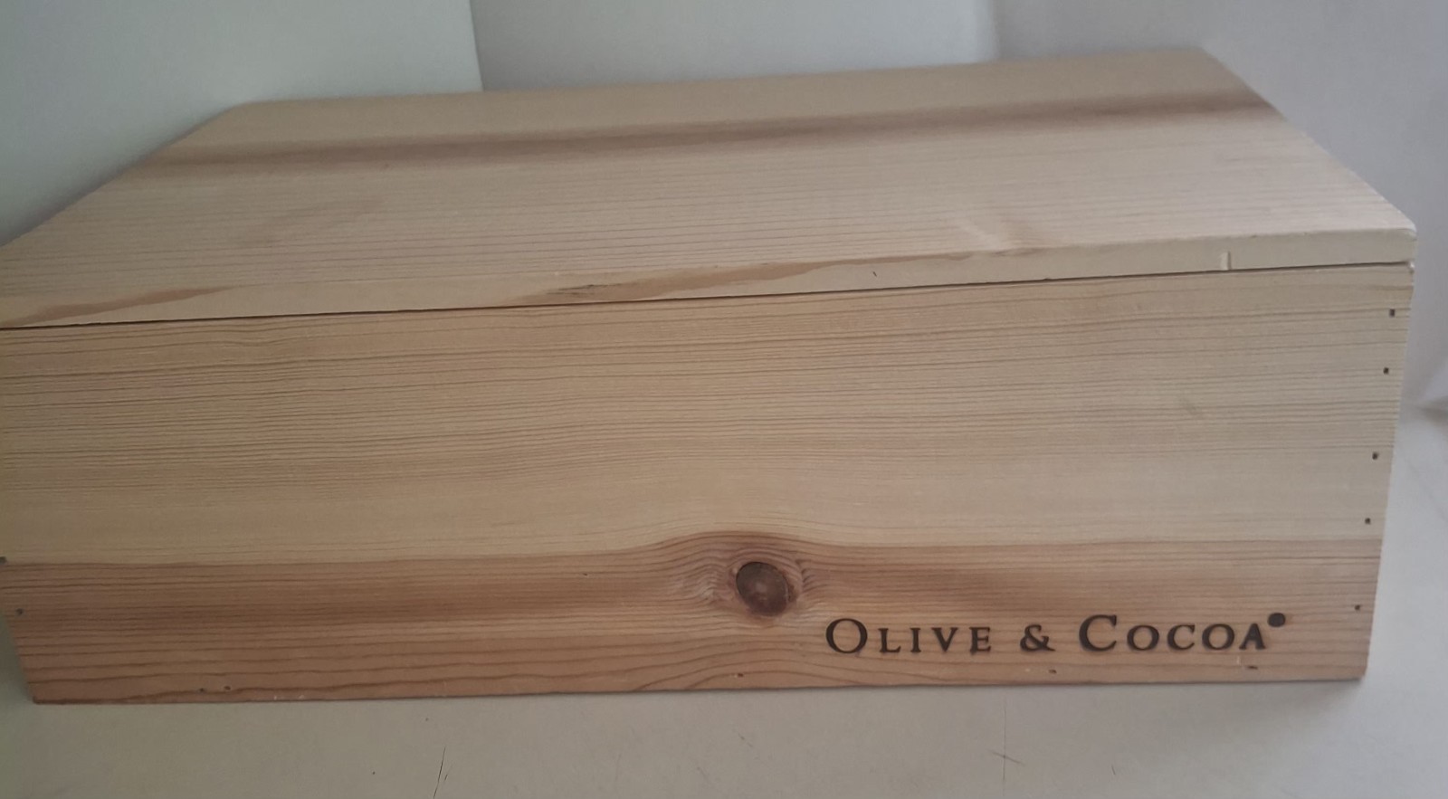 Superb Olive & Cocoa Wooden Pine Empty Storage Box 16″x10”x5” W/Lid
