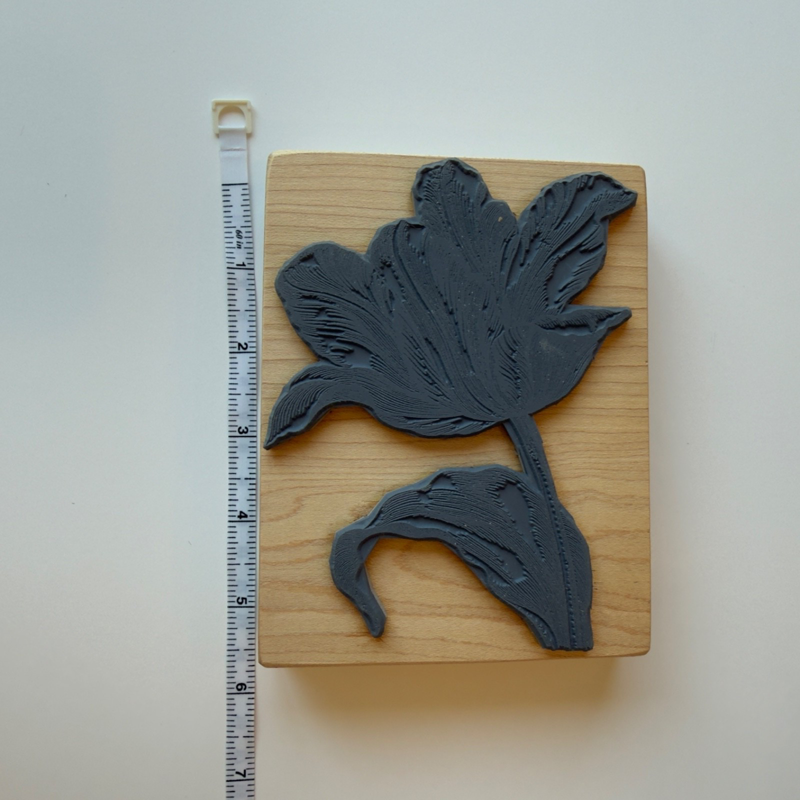 Extra Large Vintage Magenta 09152R Tulip Flower Spring/Summer Rubber Stamp