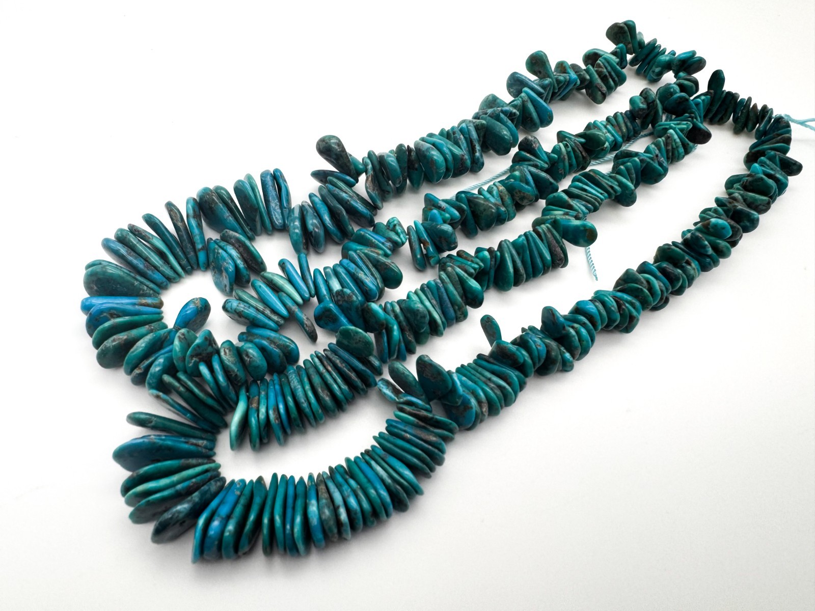 Natural Blue Green Hubei Turquoise Flat Teardrop Gemstone Beads PGS370TQ01