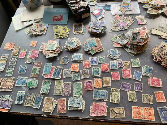 Choose a country! 20 Stamps per country (or as marked), USED or MINT (as marked)