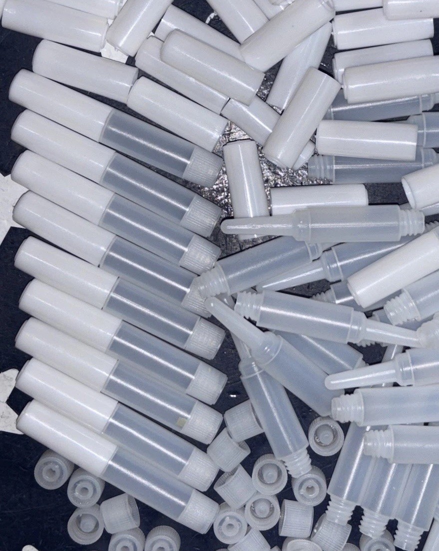 50 Sets 1ml Empty Plastic Squeeze Dropper Bottle Oils Glue Lubes Liquid Dropper