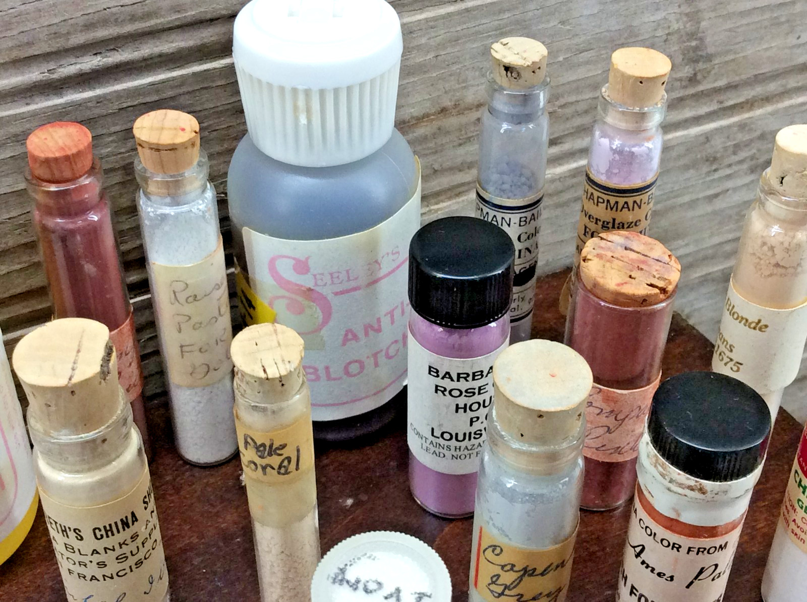 China Powder Paints Mixed Lot Of 38 Various Colors Vials Oils Droppers Vintage