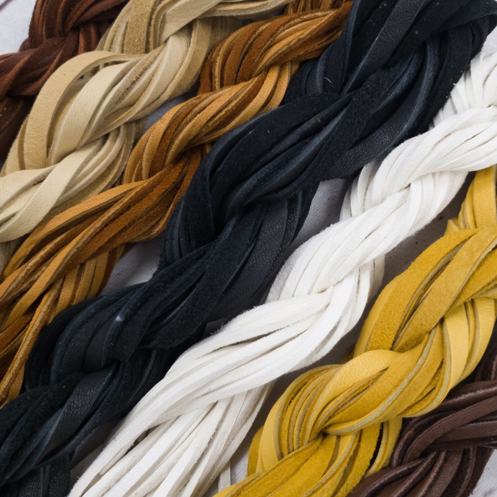 Colorado Deerskin Lace 1/8″ x 36″ 1/4″ x 72″ Single Strands