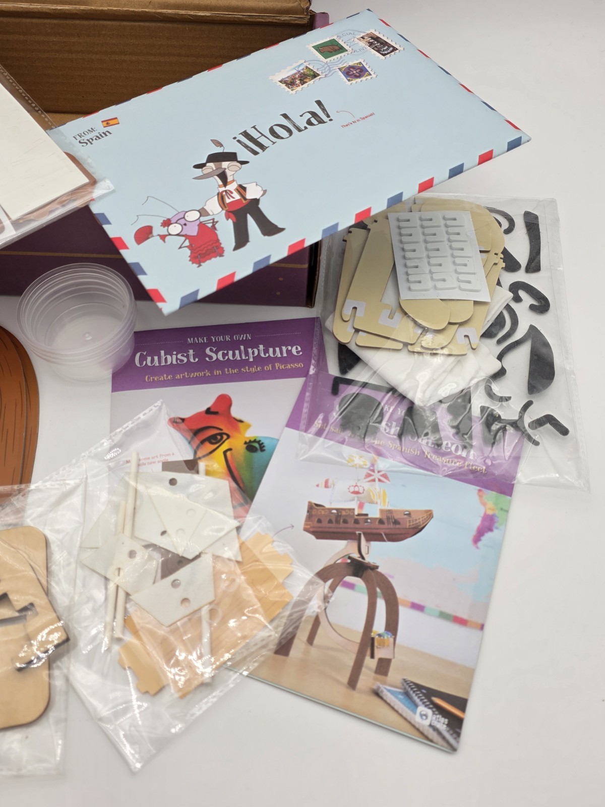 KiwiCo Kiwi Co. Atlas Crate “Spain” Kit Build Craft Explore, 6+ New Open Box