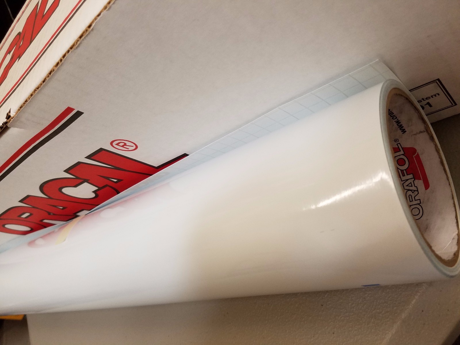 Oracal 651 Gloss WHITE 010 Cutting Sign Craft Vinyl 24″ Adhesive Backed Roll