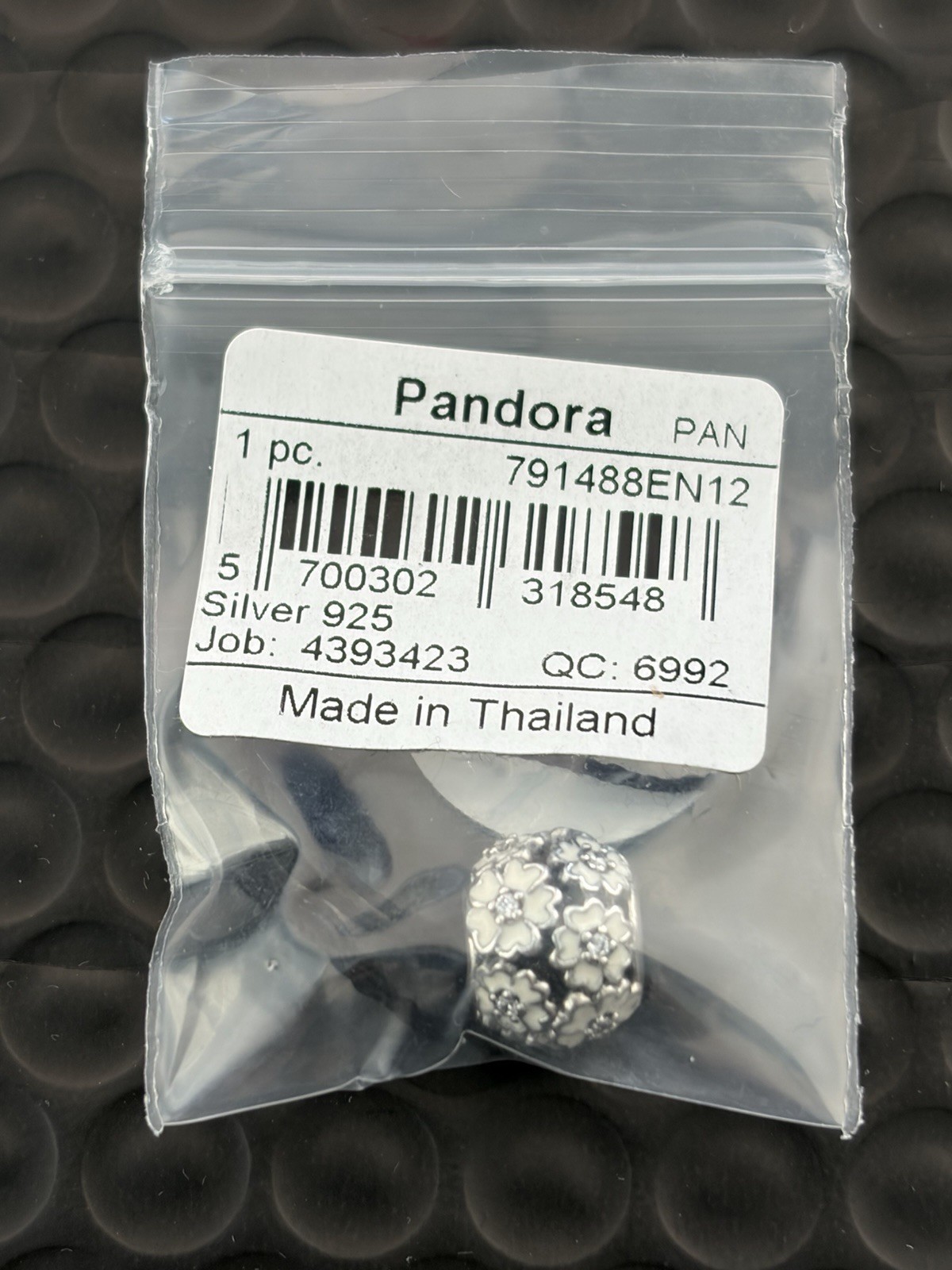 Pandora White Primrose Meadow Charm 791488EN12