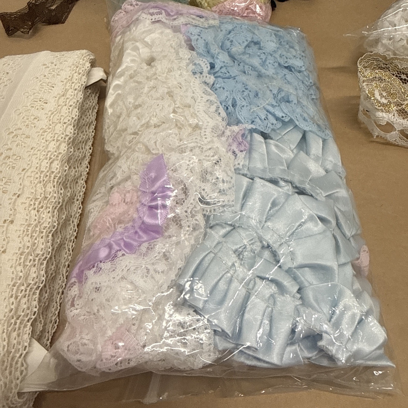 4 lb Lot of Vintage Lace Crochet Ribbon Trim Edging Remnants Scraps Sewing Craft
