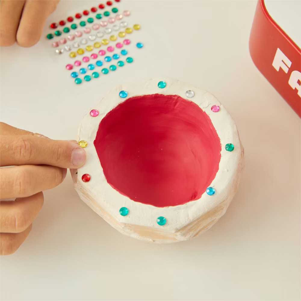 FAO Schwarz Pottery Wheel Studio All-In-One Sculpting Workstation