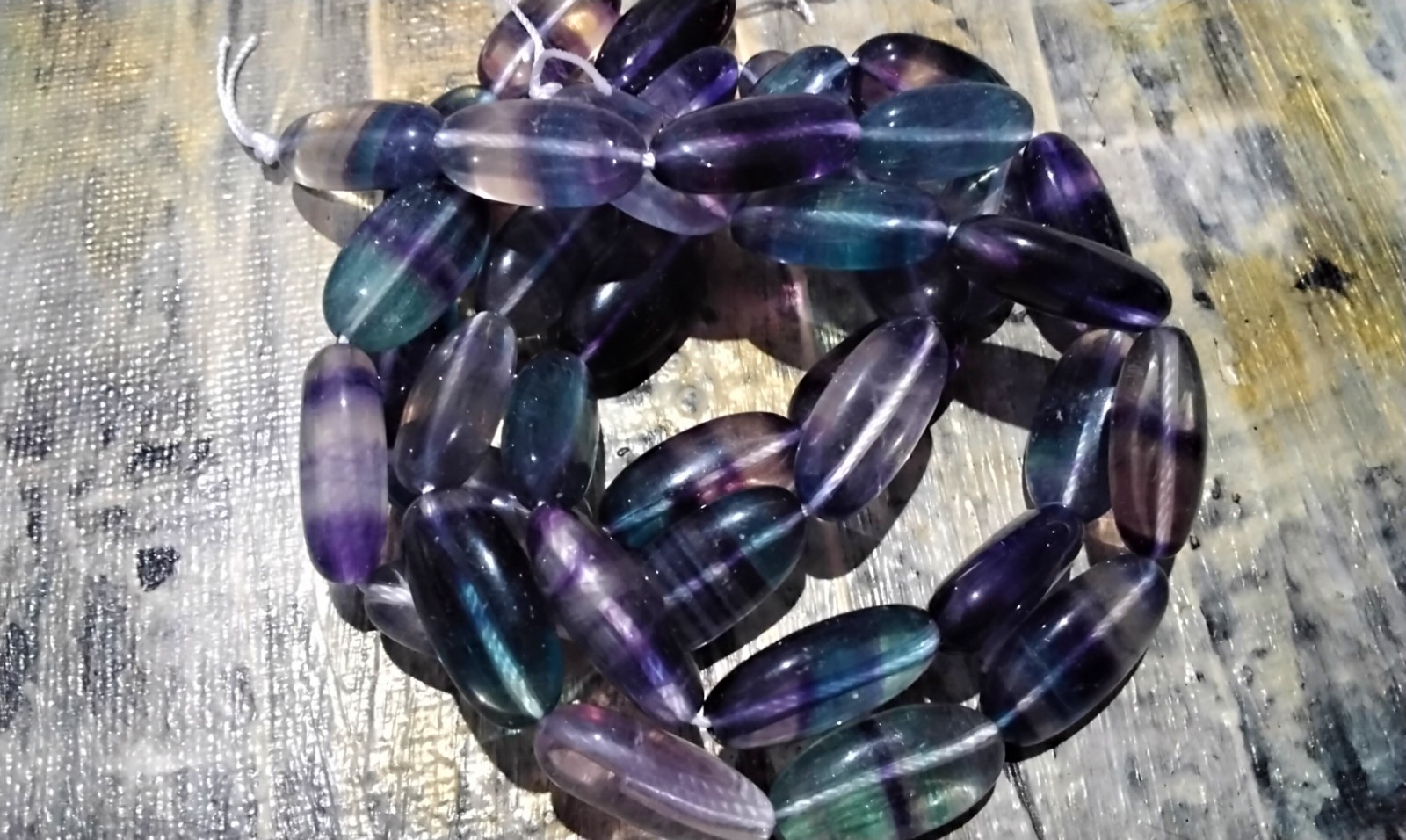 Natural Flourite Oval, 18x13x7.5mm, Approx 22 pce, Free postage.