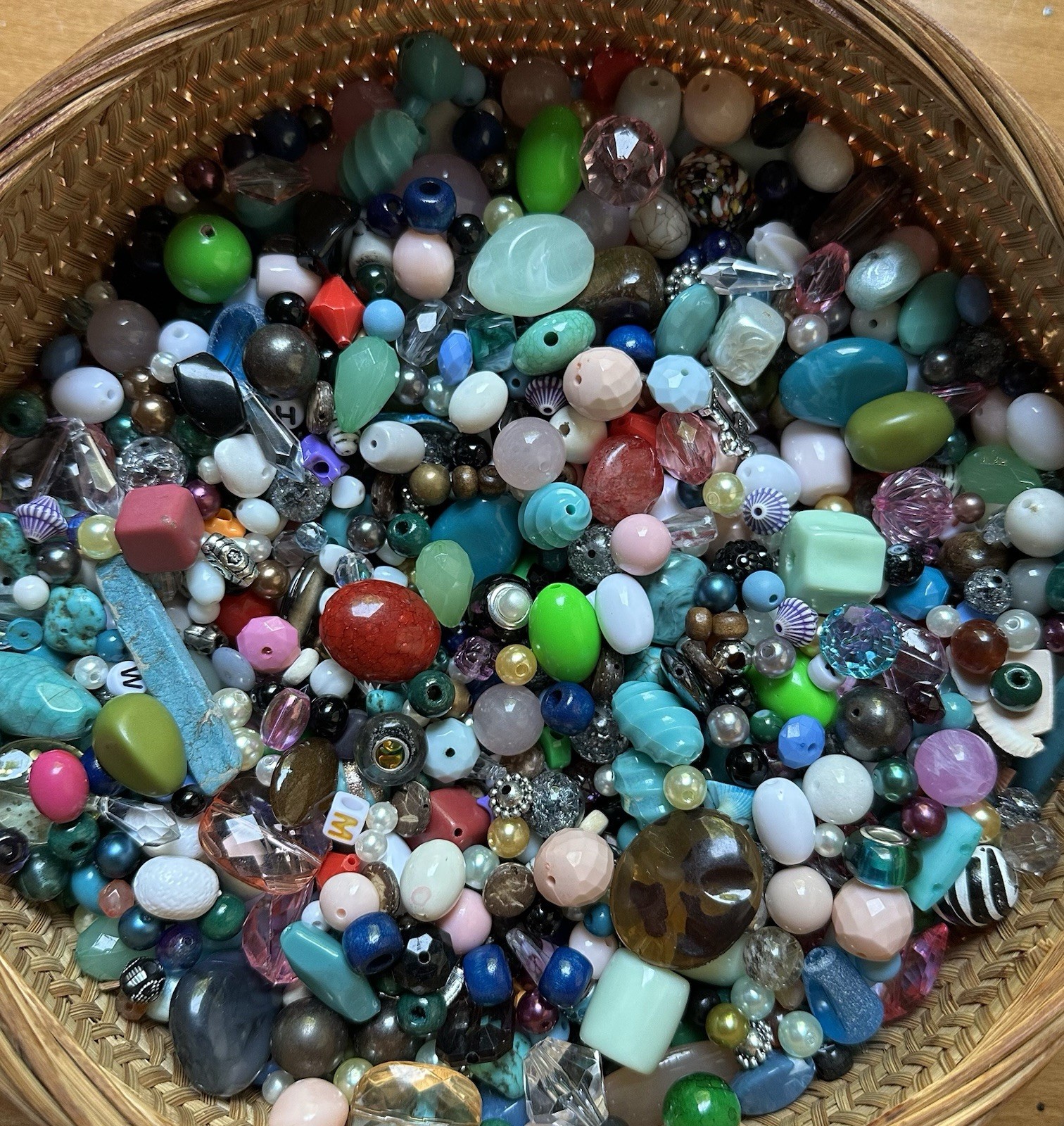 1 Pound Bead Soup Acrylic Glass Charms Upcycled Jewelry Making Crafts #2A