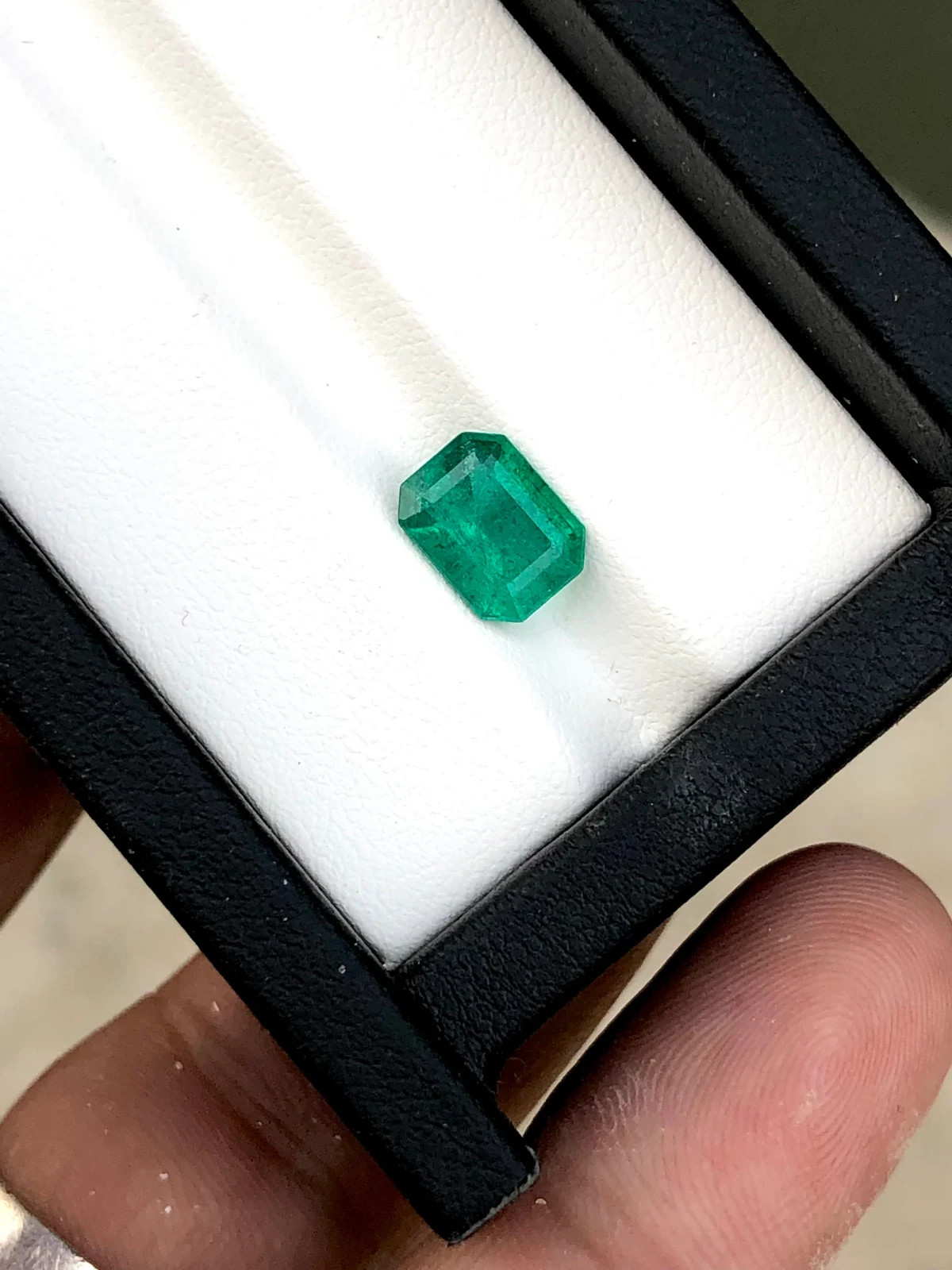 1.85 Carat Natural Zambia Emerald Octagon Cut 8×6 MM Loose Gemstone For Jewelry