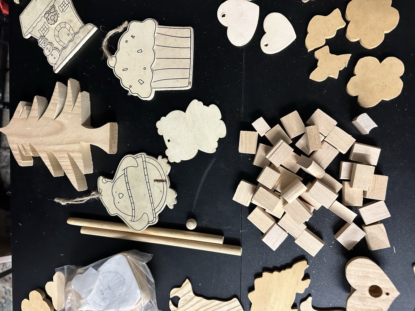 Lot Of Vintage Solid Wood Working Shapes/tags/etc All Sizes/occasions 170+ Craft