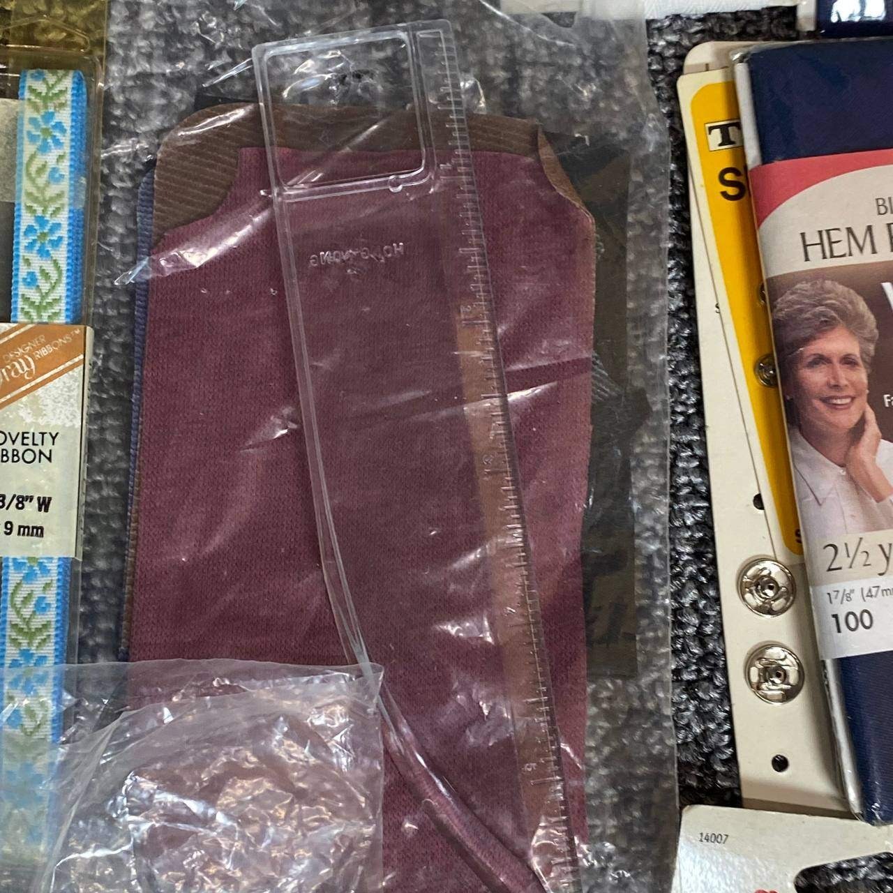 Singer Wrights Vintage Sewing Notions Lot Unisex OS Mixed Retro Craft Supplies