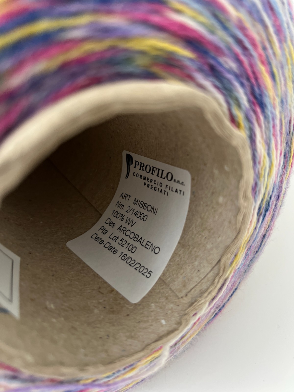 100% Merino fine Yarn Profilo Missoni 700m/100g (765yrn/3.52oz), per 100g/3.52oz