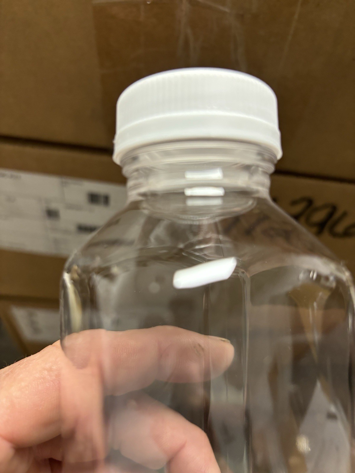Case Of 60 Clear,￼16 oz Plastic Bottles, with Lids