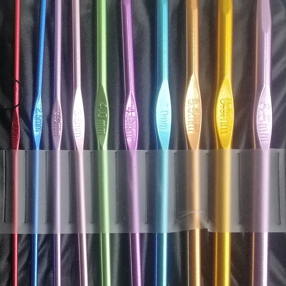 22Pcs Colourful Aluminum Crochet Hooks Needles Knit Weave Craft Knitting Hooks