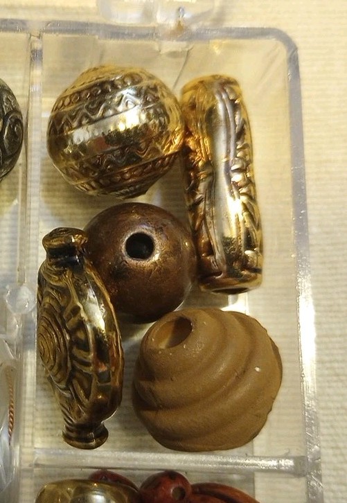 Jewelry Beads And Accessories Set Of 2 Divided Containers