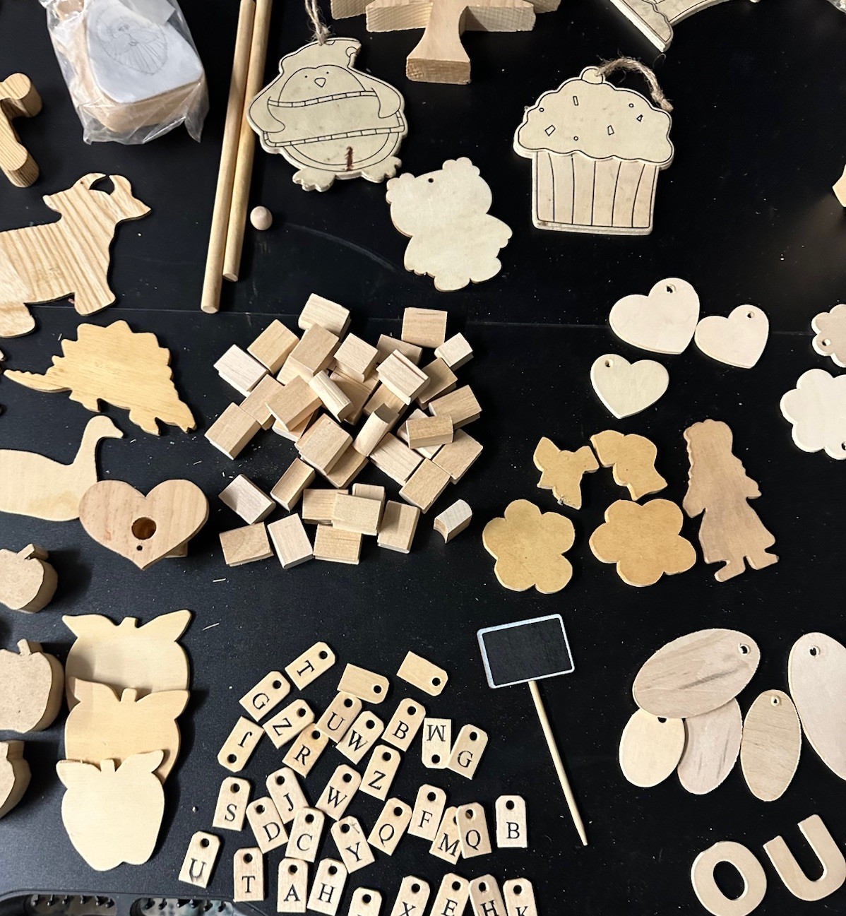 Lot Of Vintage Solid Wood Working Shapes/tags/etc All Sizes/occasions 170+ Craft