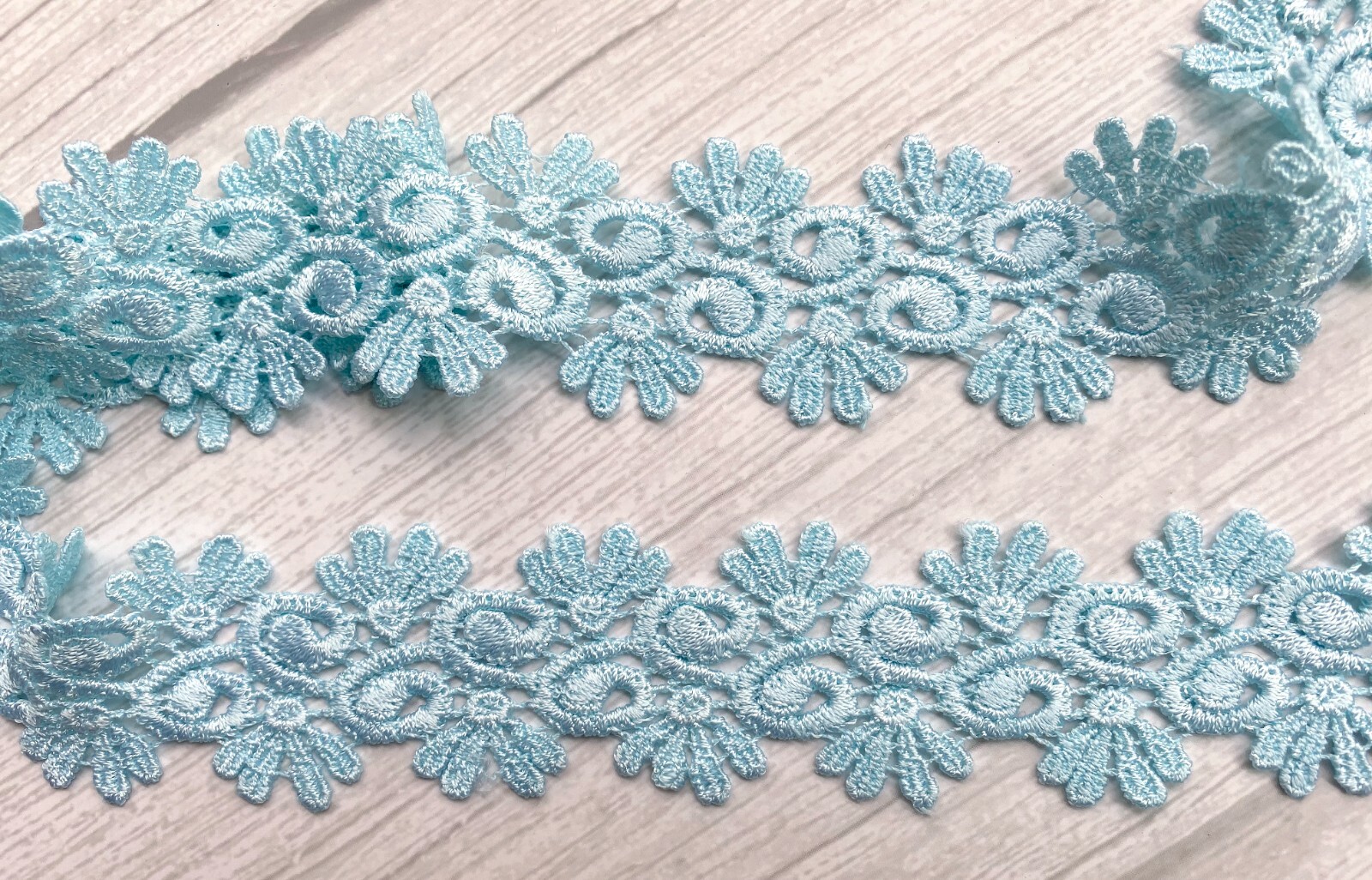 Lily 1.75″ White Ivory Floral Double Scalloped Edge Lace Trim Sewing by Yard