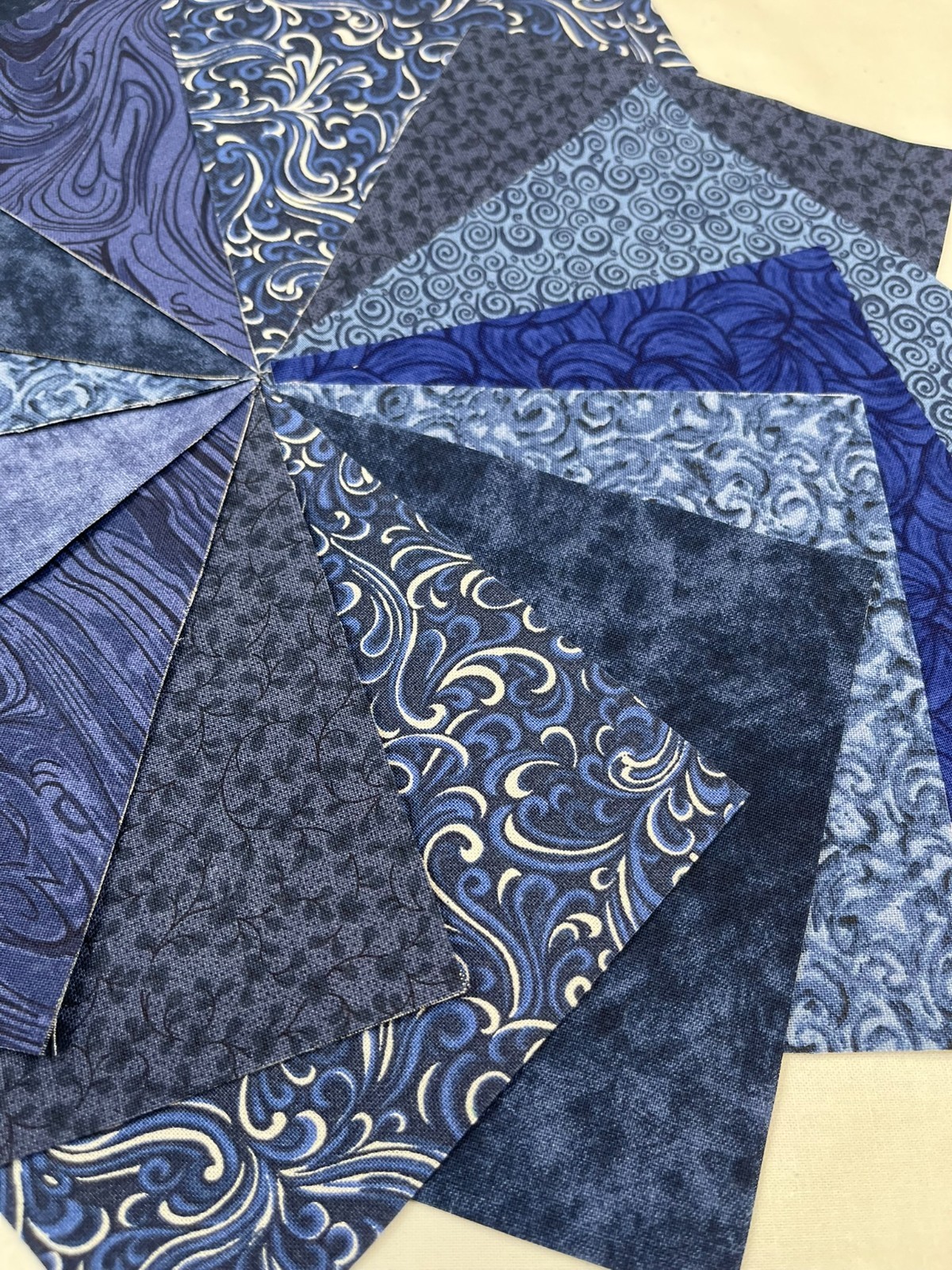 Shades of Navy Blue ~ 42 5″ Squares ~ Color Charm Pack